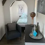 아파트 Ackerbuergerhaus Von 1604 고슬라르