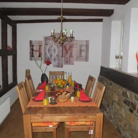 Ackerbuergerhaus Von 1604 * Γκόσλαρ