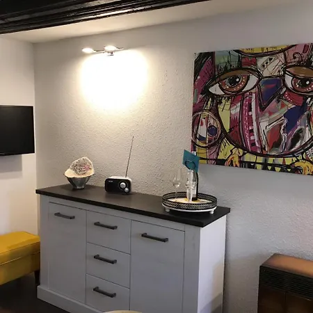 Ackerbuergerhaus Von 1604 * Γκόσλαρ